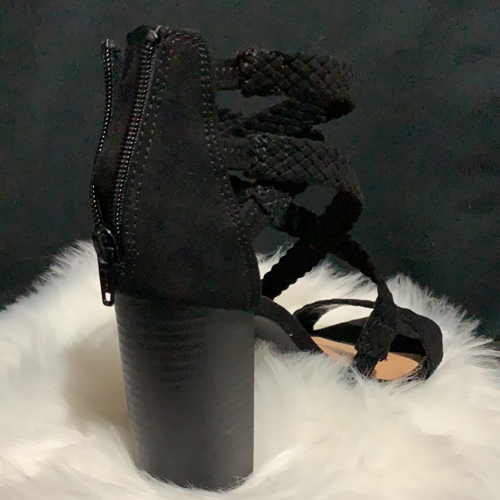 Lauren Conrad heel Sandals with zipper size 6 1/2 - Picture 4 of 10